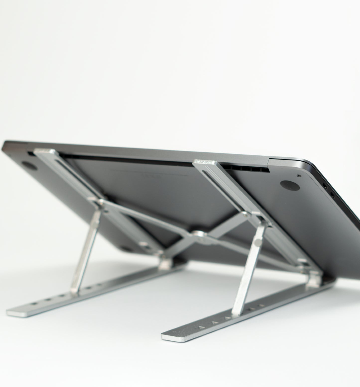 Adjustable Foldable Aluminum Laptop Stand